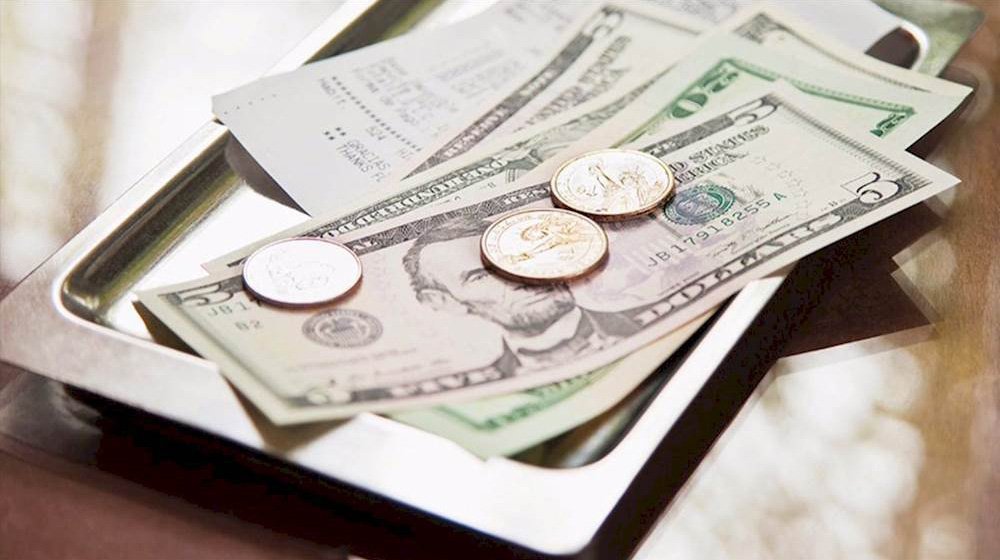 了解美国小费文化,给Tips也有大学问